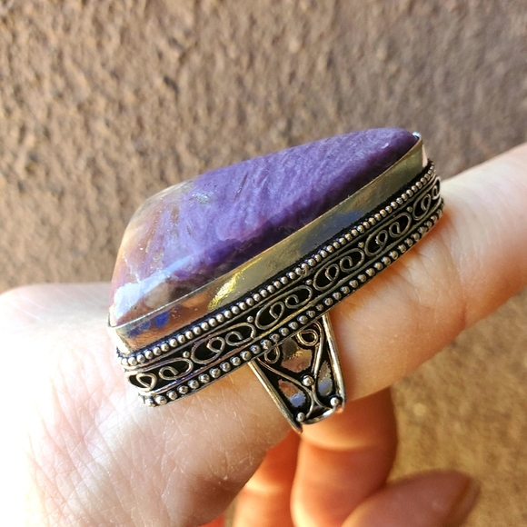 New Huge Charoite 925 Silver Statement Ring. - Picture 8 of 14